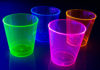 En UV neon lys fest kan et eller andet UV neon lys fest